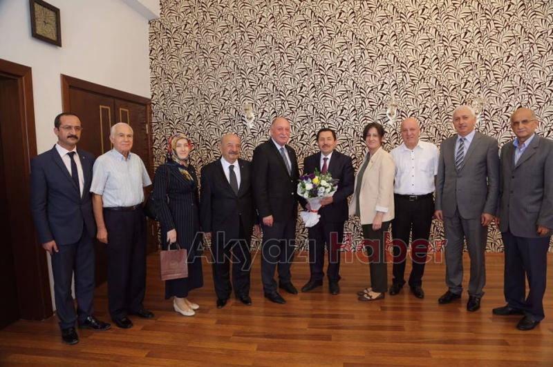ATSO HEYETİNDEN SAKARYA VALİSİ İRFAN BALKANLIOĞLU’NA ZİYARET 
