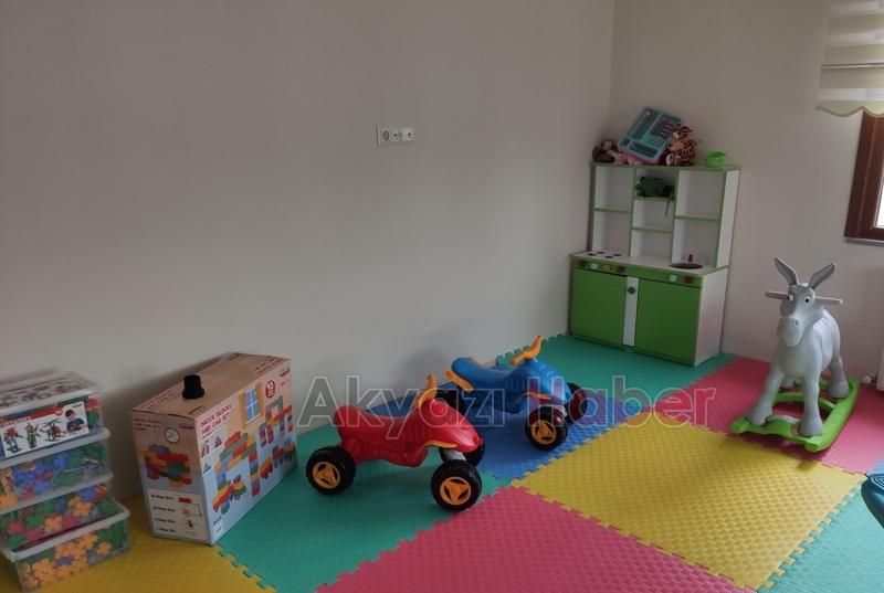 ATSO MİNİK KURAN KURSU TALEBELERİNİN YANINDA