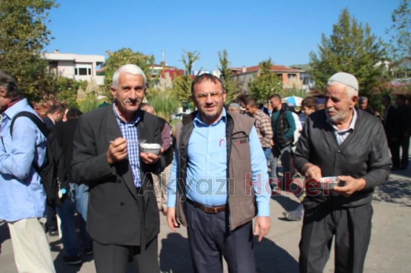 ATSO Vatandaşlara Aşure Dağıttı