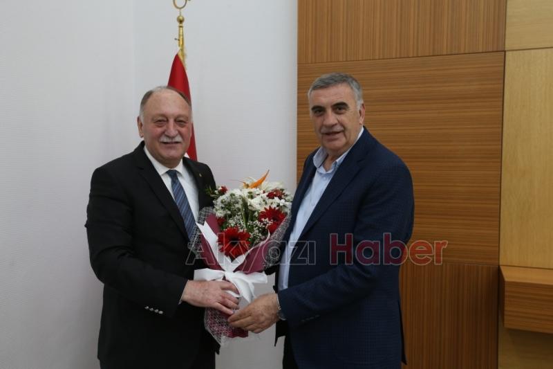 ATSO  YÖNETİMİ BAŞKAN  TOÇOĞLU’NU ZİYARET ETTİ