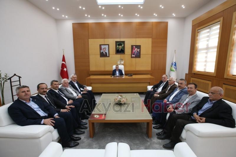 ATSO  YÖNETİMİ BAŞKAN  TOÇOĞLU’NU ZİYARET ETTİ