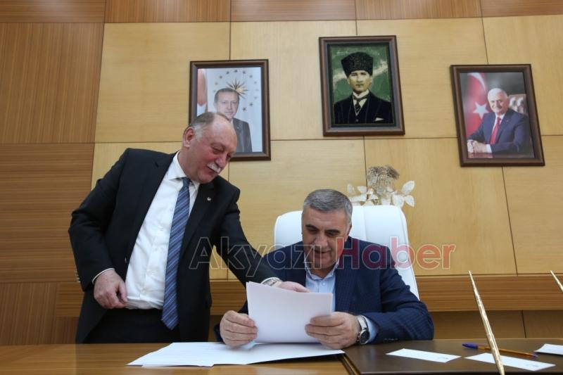 ATSO  YÖNETİMİ BAŞKAN  TOÇOĞLU’NU ZİYARET ETTİ