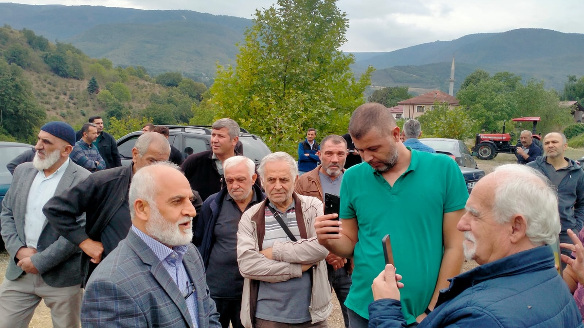 Avdallar'da vatandaş taş ocağına karşı ayakta