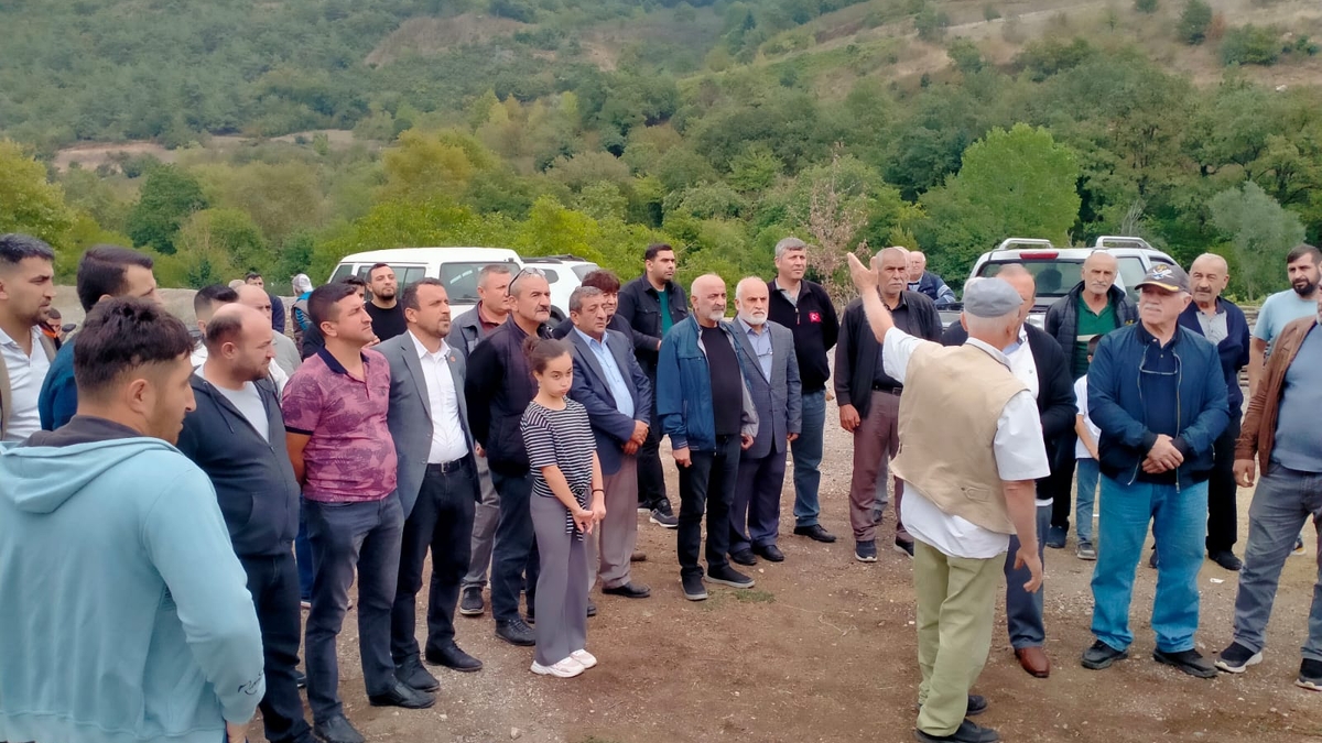 Avdallar'da vatandaş taş ocağına karşı ayakta