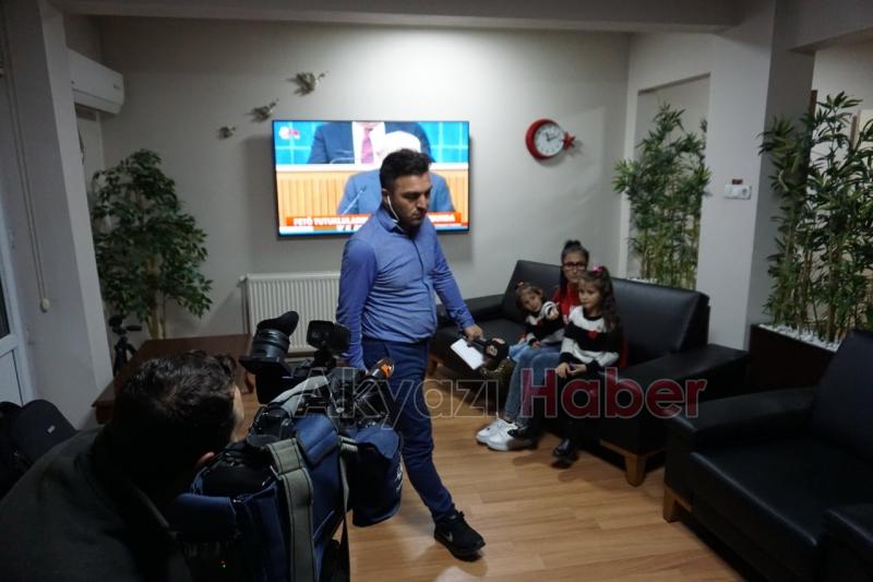 Avusturya Akyazılı Ailenin Bebeğini Elinden Aldı