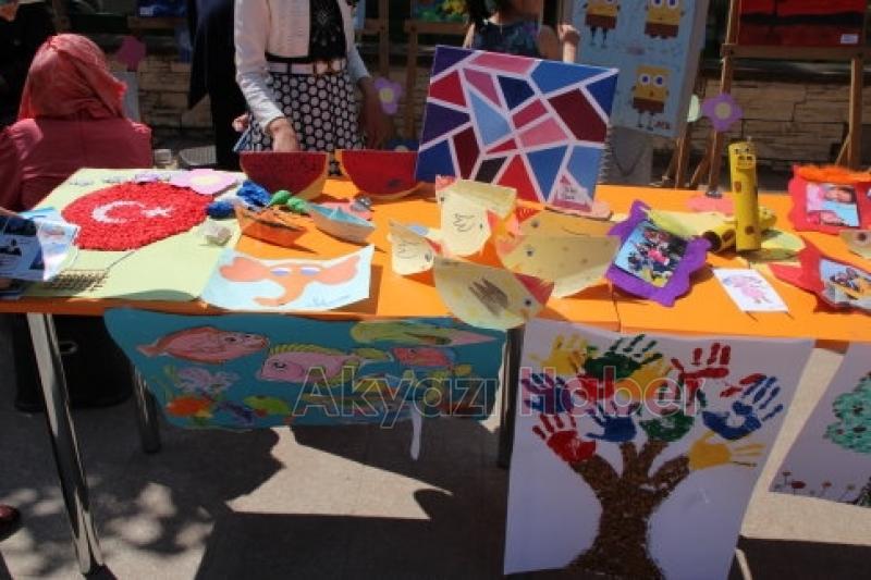 Ay Parçam Özel Rehabilitasyon Öğrencileri Resim Sergisi Düzenledi