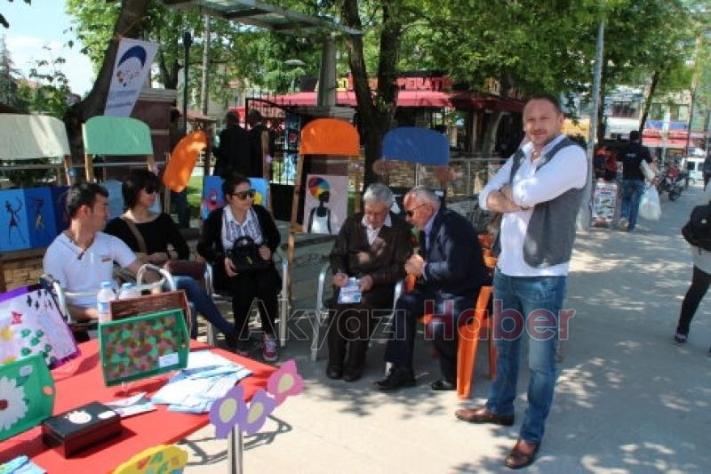 Ay Parçam Özel Rehabilitasyon Öğrencileri Resim Sergisi Düzenledi