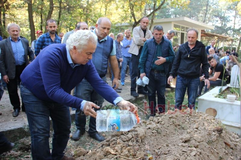 Aydın Şenolun babası vefat etti