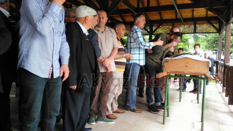 Ayhan Kandı Defnedildi