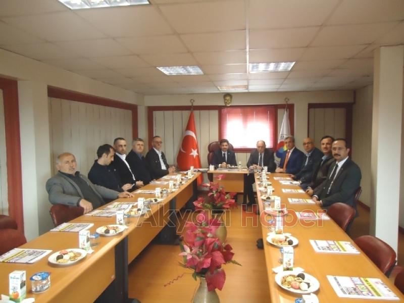 Ayhan Sefer Üstün den ATSO ya Ziyaret