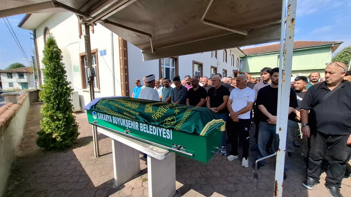 Ayşe Demiralay Yazıcı Defnedildi