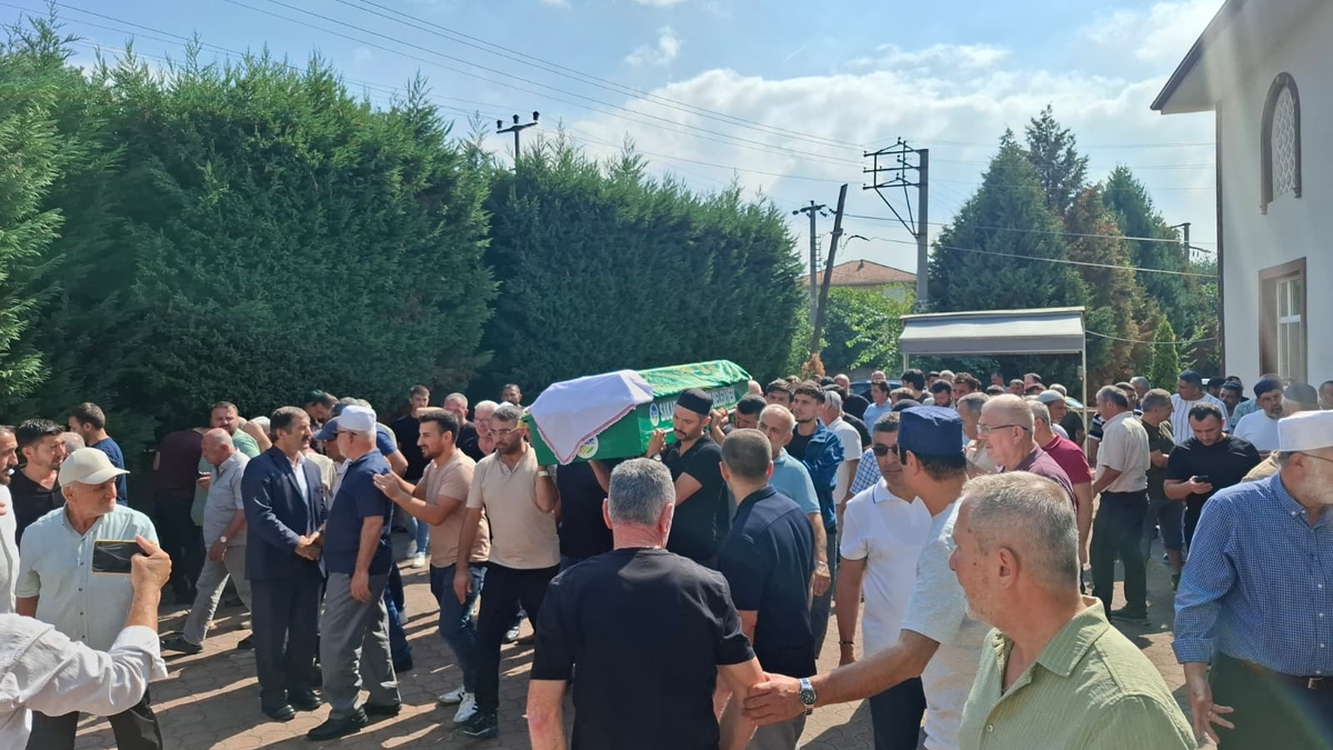 Ayşe Demiralay Yazıcı Defnedildi
