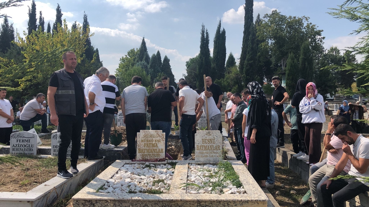 Ayşe Demiralay Yazıcı Defnedildi