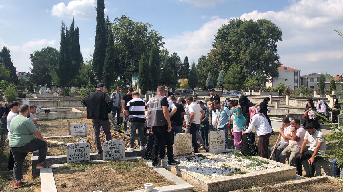 Ayşe Demiralay Yazıcı Defnedildi