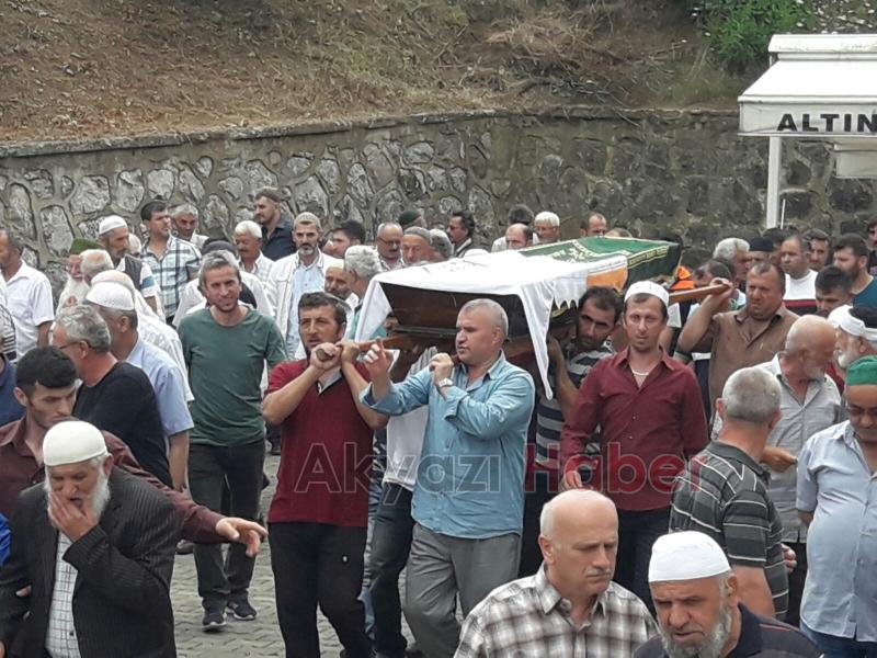 Ayşe Geldi Dualarla Defnedildi