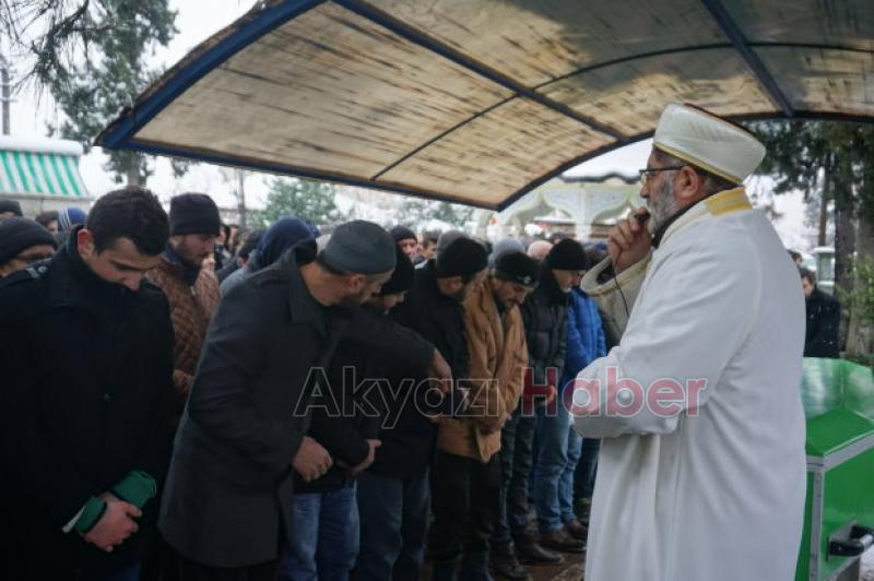 Ayşe Ocak Defnedildi