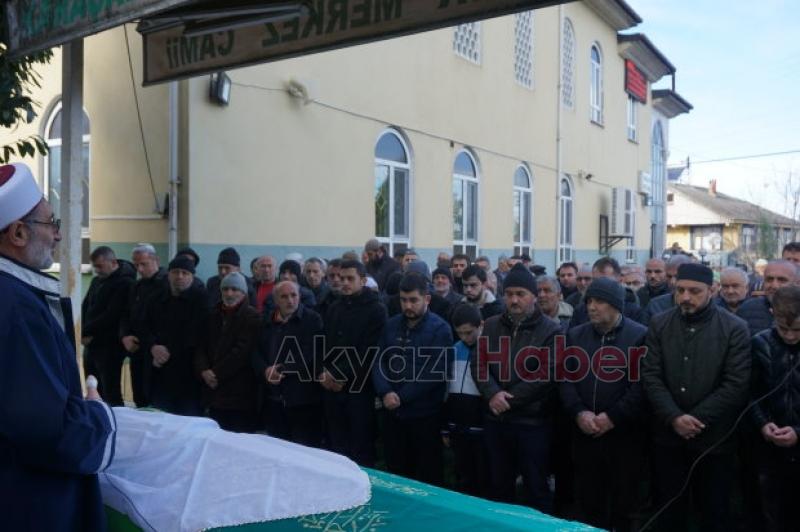 Ayşe Şenol Dualarla Defndildi