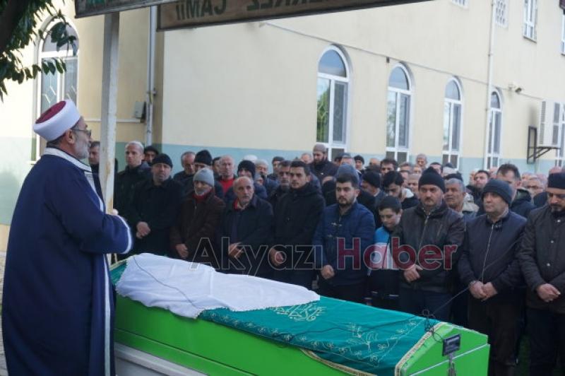 Ayşe Şenol Dualarla Defndildi