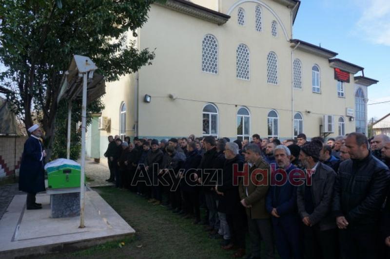 Ayşe Şenol Dualarla Defndildi