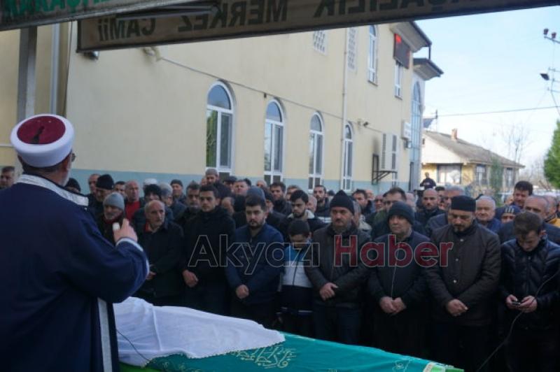 Ayşe Şenol Dualarla Defndildi