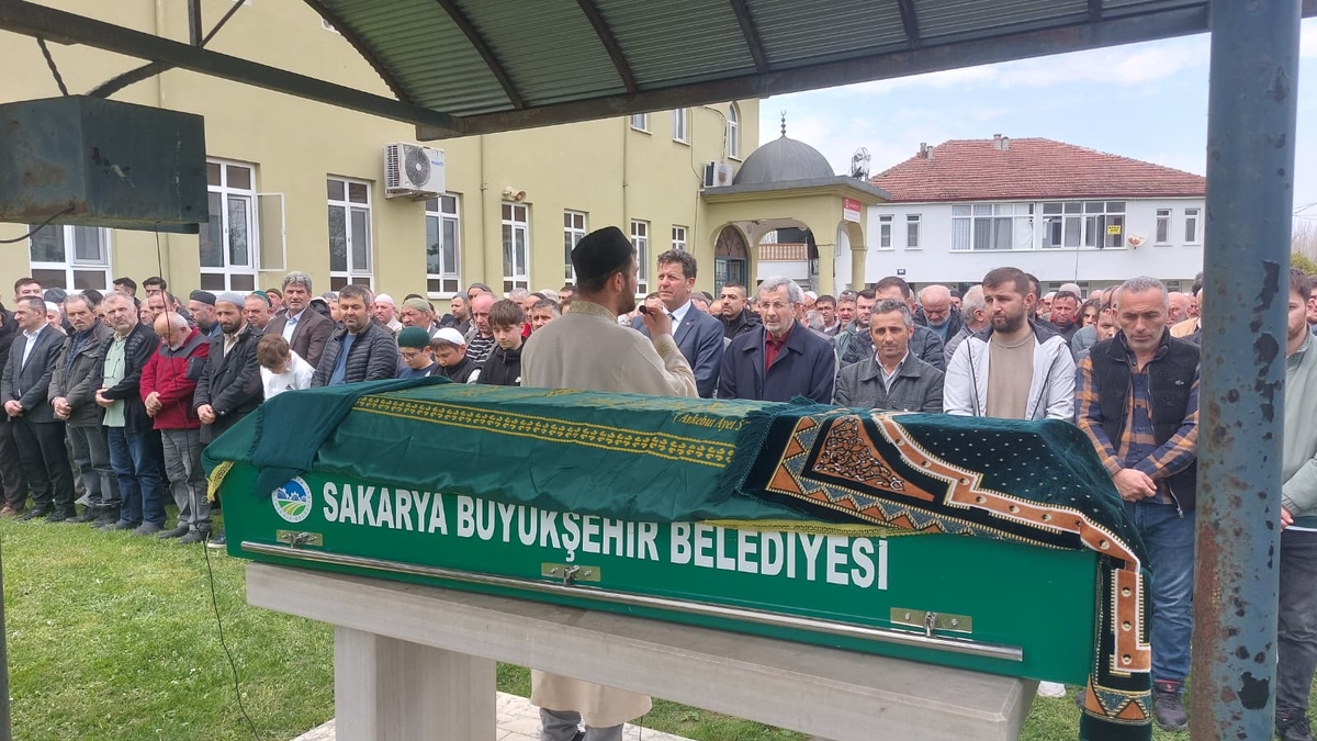 Ayşe Yazıcı Defnedildi