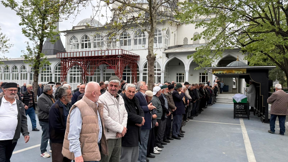 Azime Yıldız Son Yolculuğuna Uğurlandı