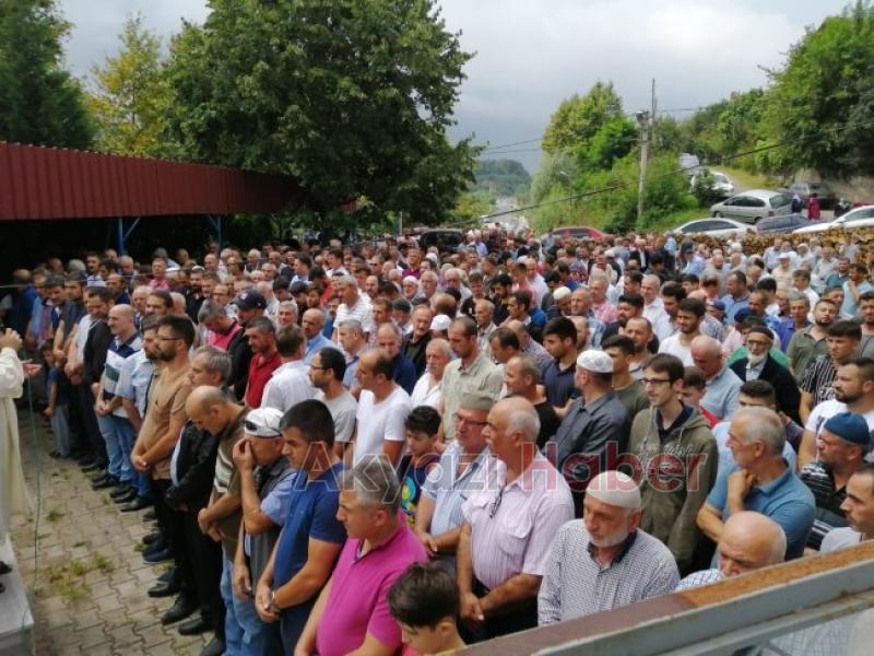 Aziz yüksel defnedildi