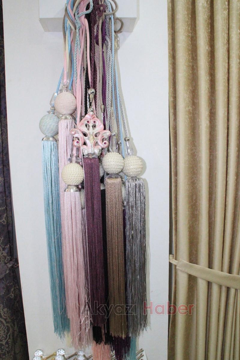 Azra Tül Perdede Bahar Fırsatı Bin TL ve üzeri alışverişlerde sürpriz hediyeler