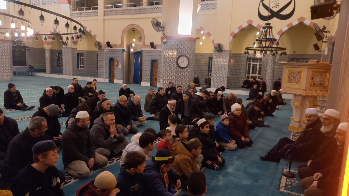 Baba-Oğul Aynı Safta Programına yoğun ilgi