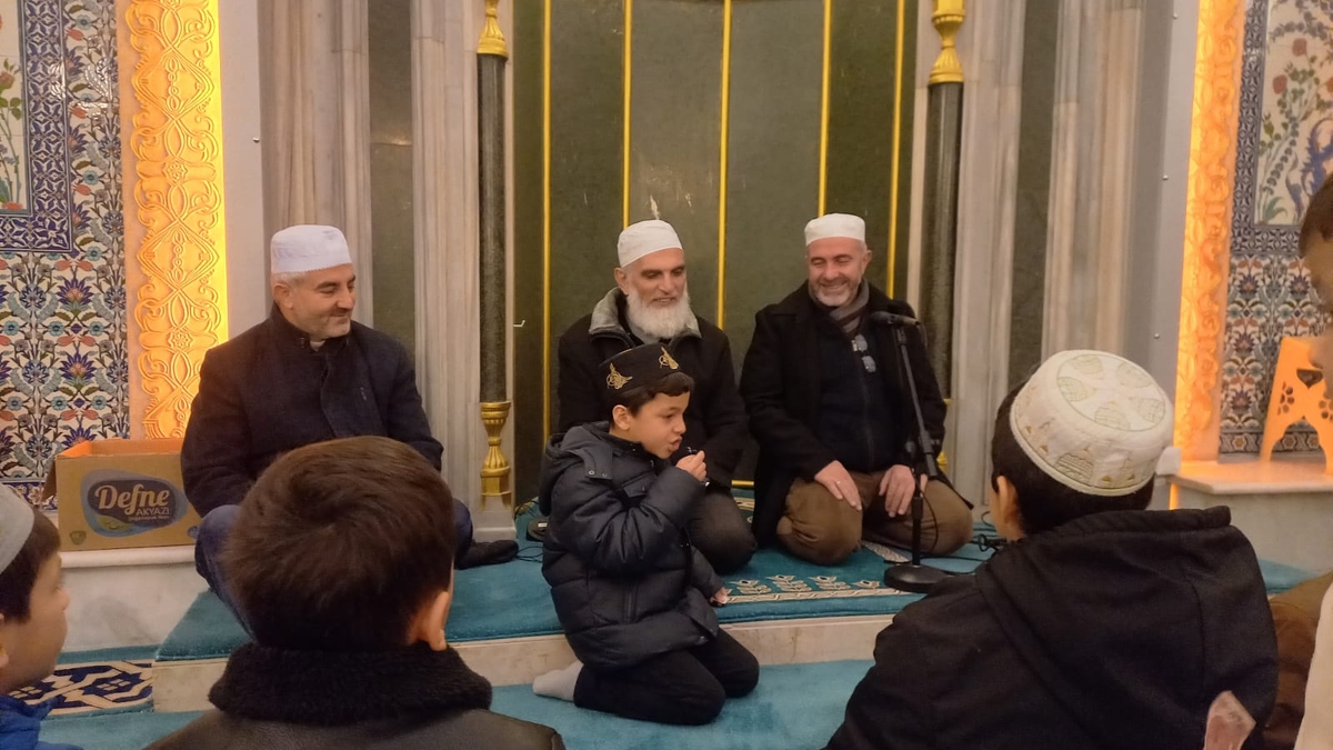 Baba-Oğul Aynı Safta Programına yoğun ilgi