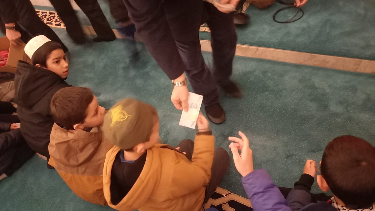 Baba-Oğul Aynı Safta Programına yoğun ilgi