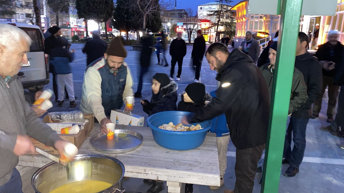 Baba-Oğul Aynı Safta Programına yoğun ilgi