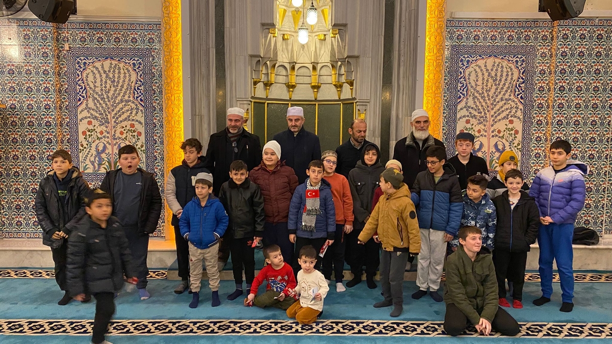 Baba-Oğul Aynı Safta Programına yoğun ilgi