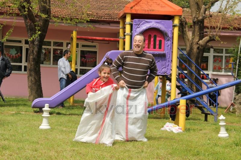 Babalar Çocuklarıyla Kahvaltıda Bir Araya Geldi