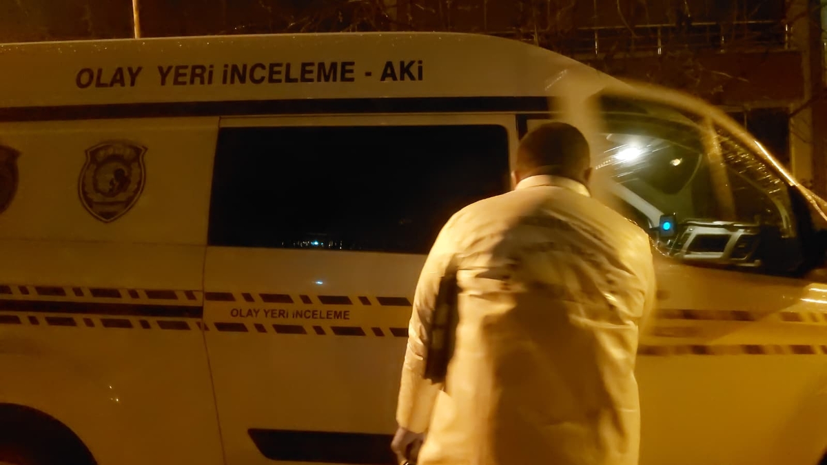 Babasının cansız bedenini buldu
