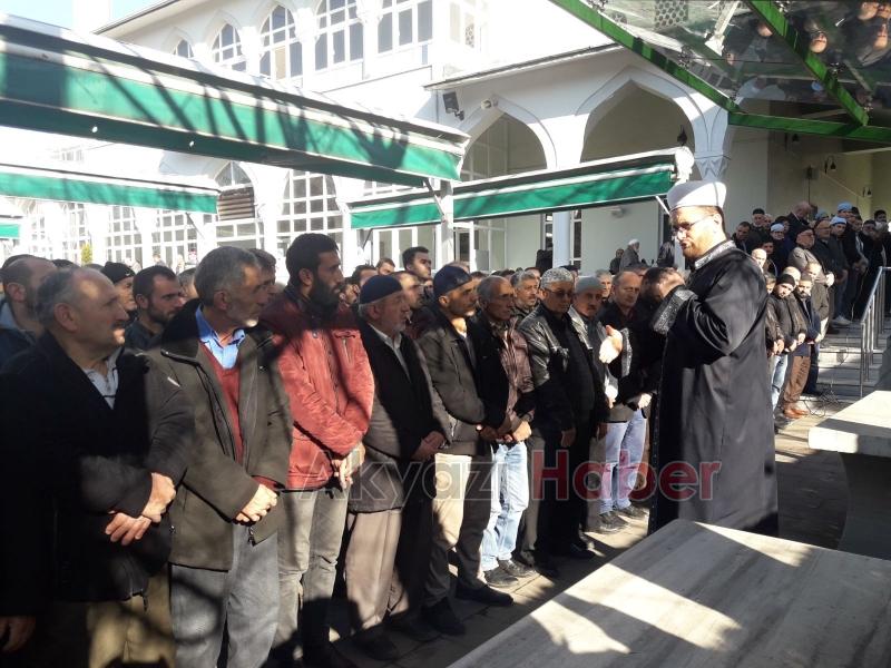 Bahattin Canbakan İçin Gıyabi Cenaze Namazı Kılındı