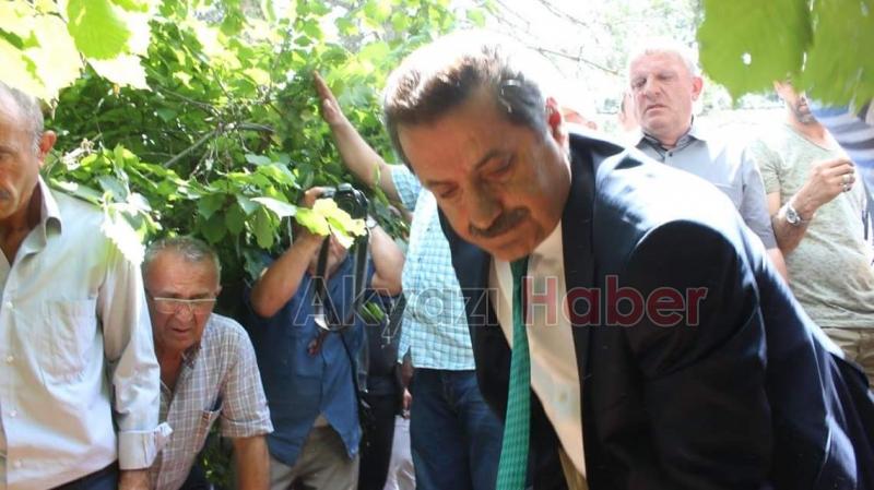 Bakan Faruk Çelik Akyazıda