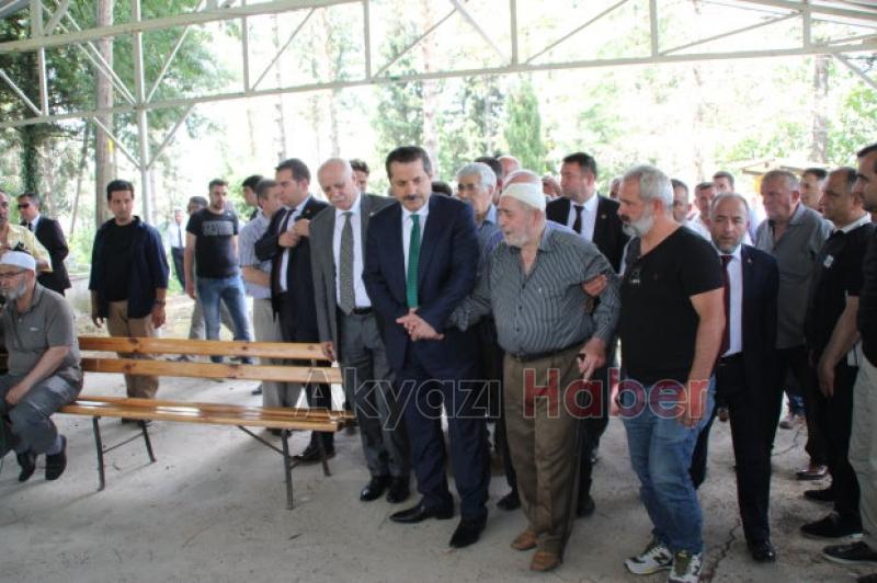 Bakan Faruk Çelik Akyazıda