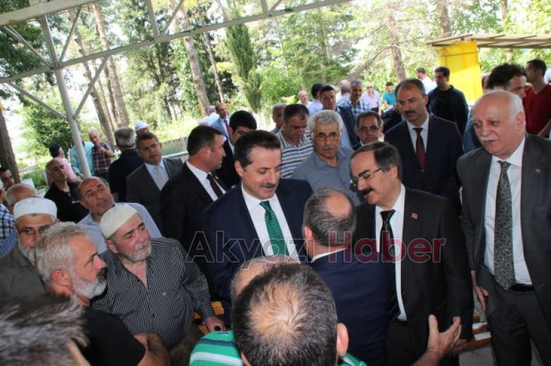 Bakan Faruk Çelik Akyazıda