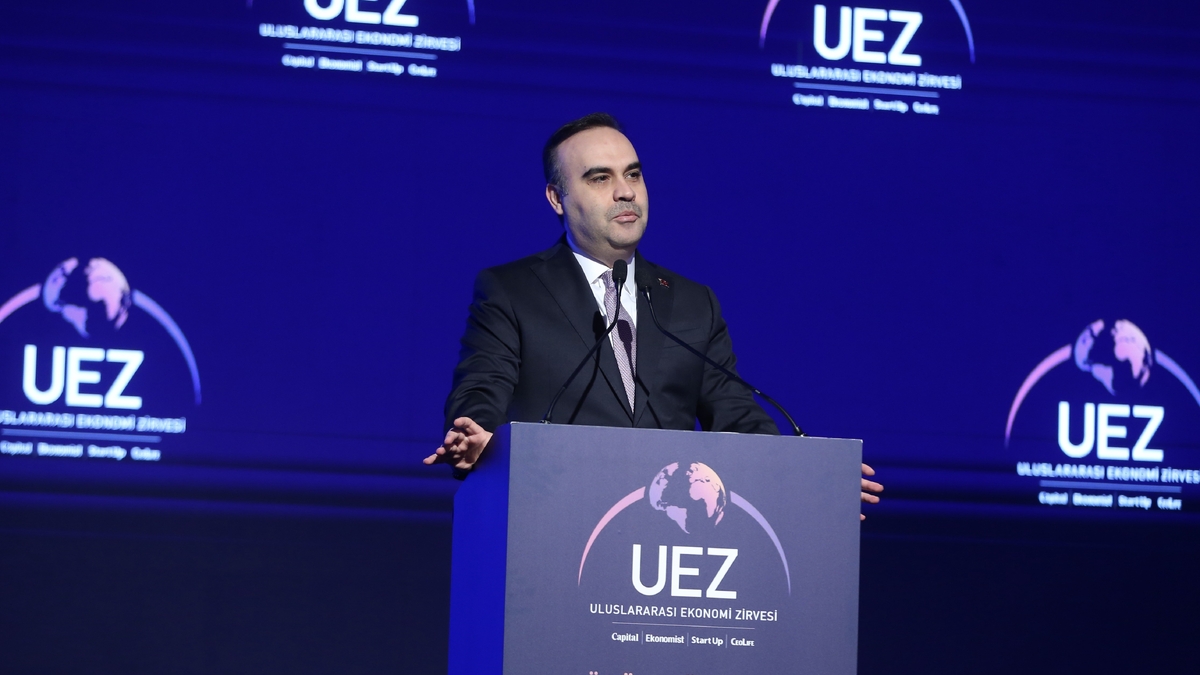 Bakan Kacır'dan Sakarya'da açıklamalar