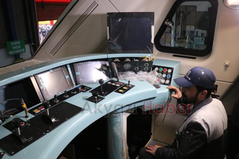 Bakan Varank milli tren için tarih verdi