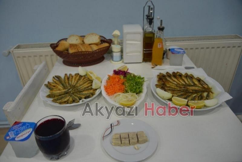 Balık Oltadan Yenir