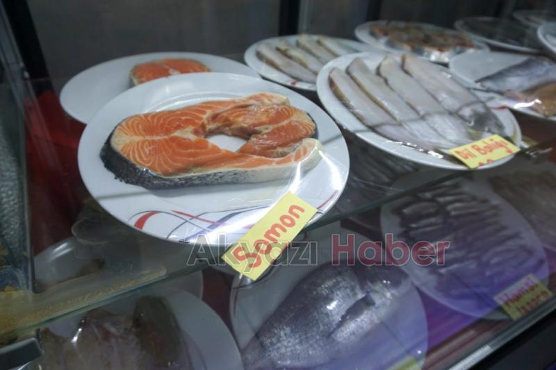 Balık Oltadan Yenir