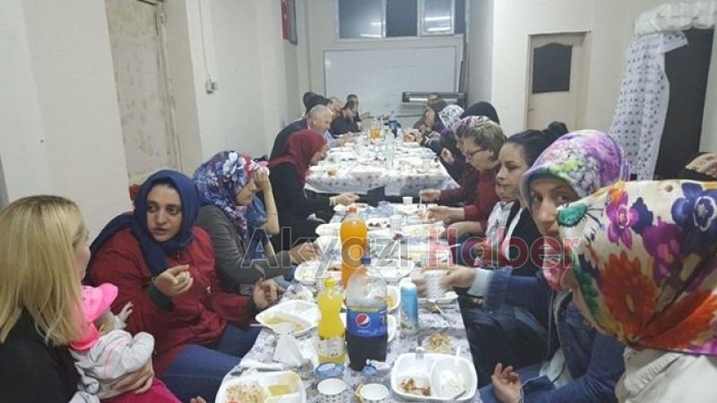  Balkan Göçmenleri İftarda Buluştu