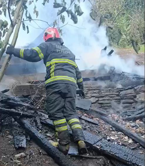 Baraka yandı, fındık ocakları zarar gördü