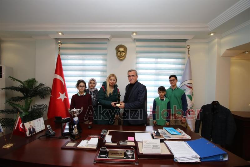 BAŞARILI JUDO EKİBİNDEN BAŞKANA ZİYARET