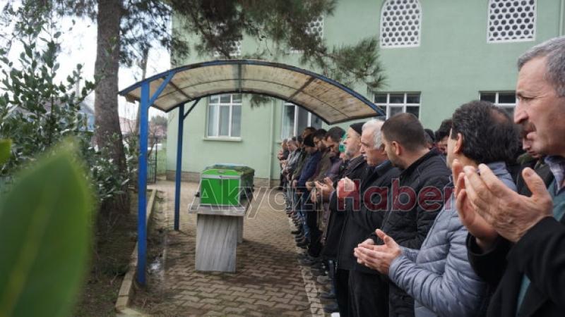 Başkan Ailesi Büyüğünü Defnetti