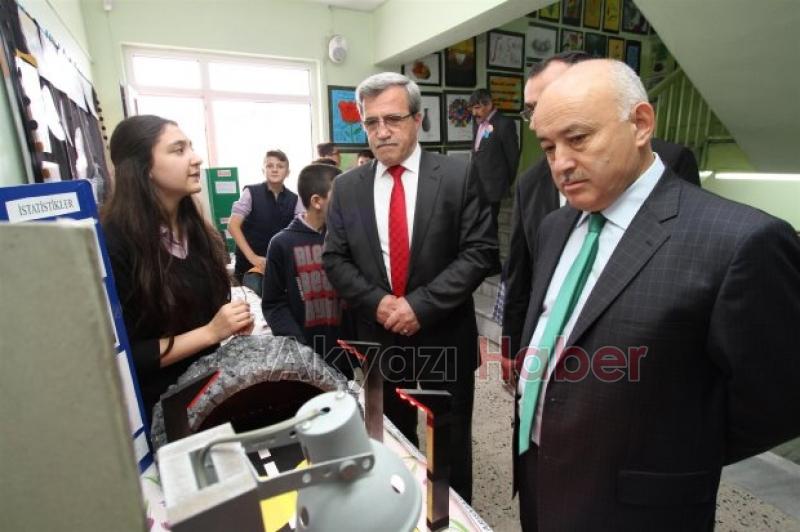 BAŞKAN AKCAN MADANOĞLU O.O TÜBİTAK 4006 BİLİM FUARINI YERİNDE İNCELEDİ