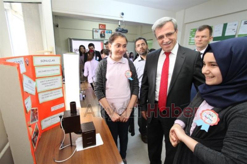 BAŞKAN AKCAN MADANOĞLU O.O TÜBİTAK 4006 BİLİM FUARINI YERİNDE İNCELEDİ