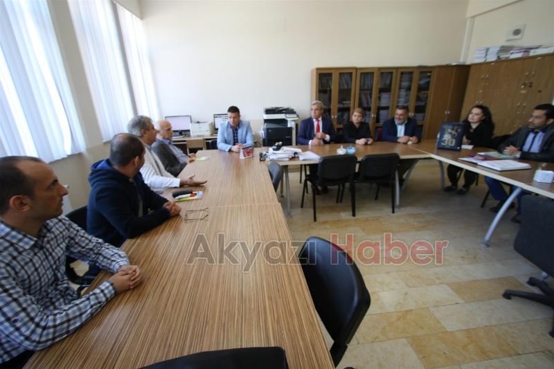 BAŞKAN AKCAN OKUL ZİYARETLERİNE DEVAM EDİYOR